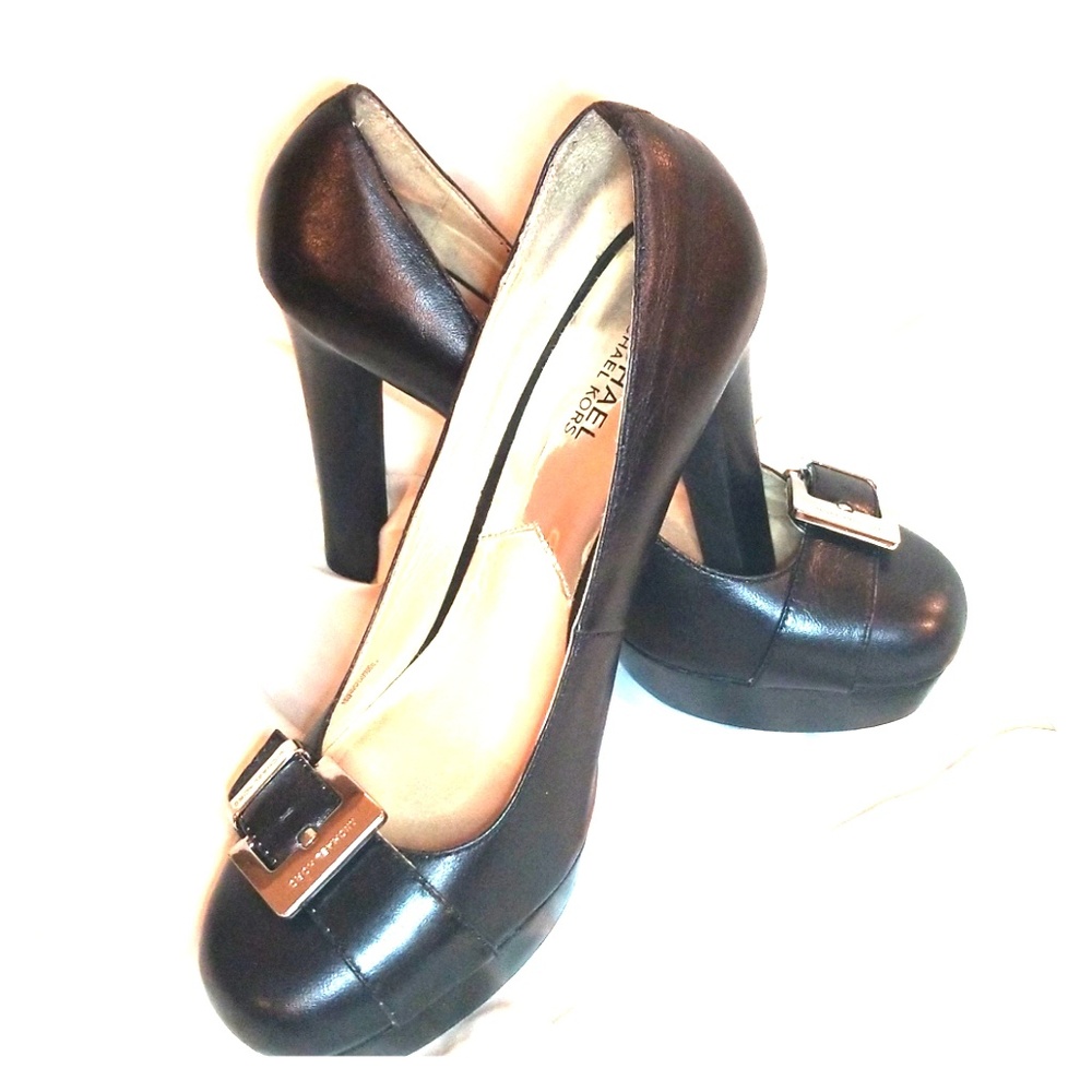 Michael Kors platform size 10 black leather